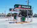 The basic Pemex setup. It's all full service.
